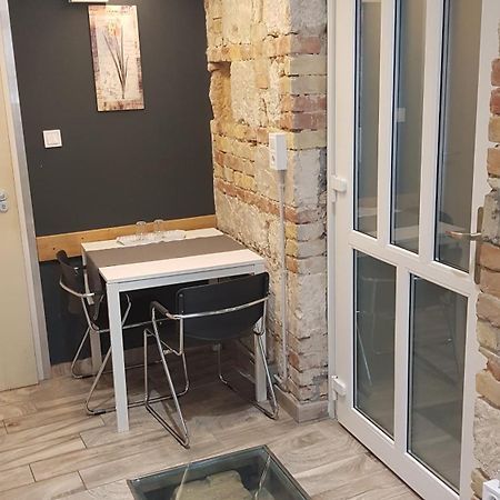 Economy Hollo Apartments Βουδαπέστη Εξωτερικό φωτογραφία